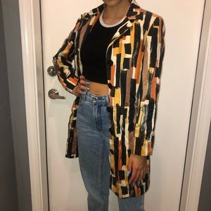 beautiful coat that can also be worn as a dress !